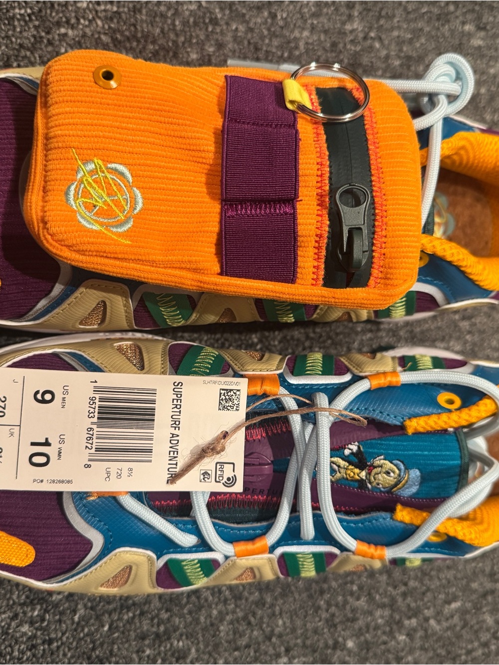 adidas Superturf Adventure SW Box Label - Brown and White